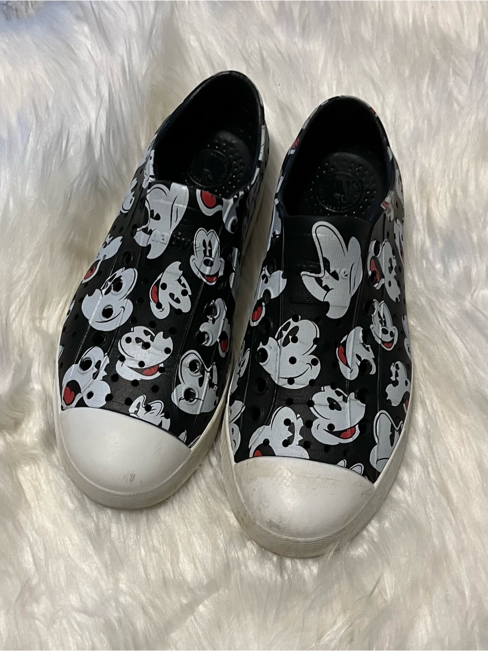 Native x Disney Mickey Mouse Slip-ons M5 W7